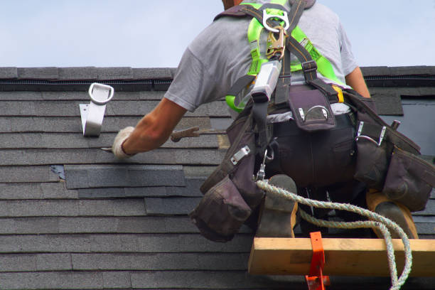 Best Roof Repair Services  in Clearlake Oaks, CA